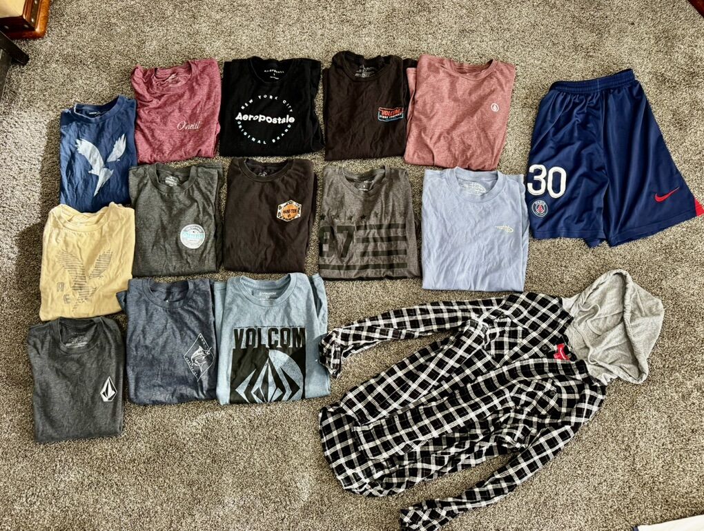 Small men’s clothing, 15 items $5 each