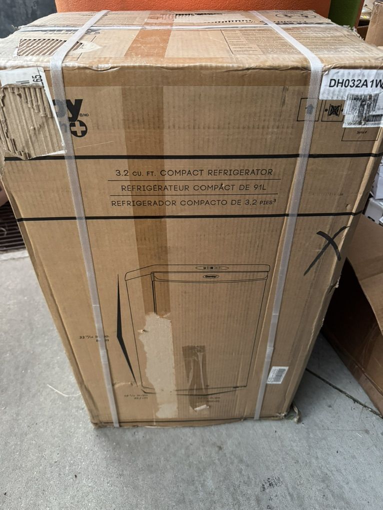 Danby Medical Refrigerator 3.2 cu. ft.