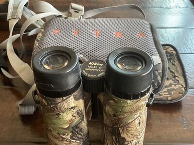 Nikon Sitka Binoculars