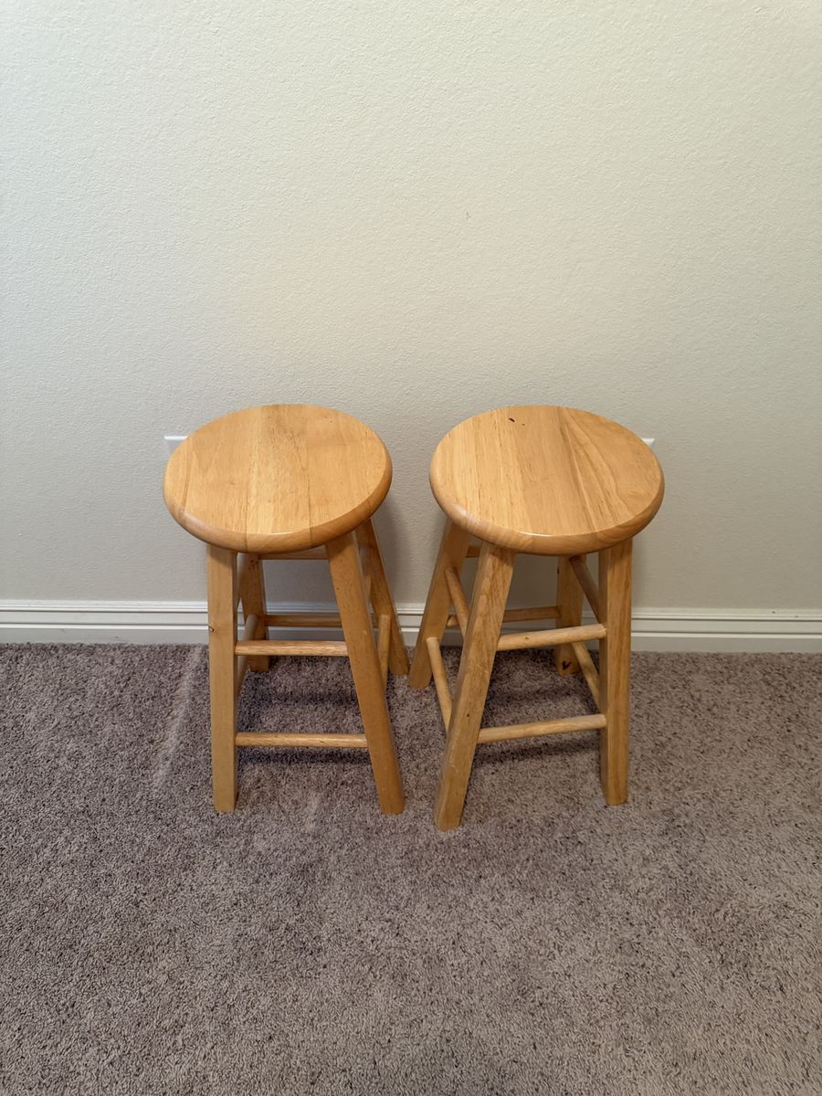 Pair of Wooden Bar Stools, Natural Wood Finish, Round Seat