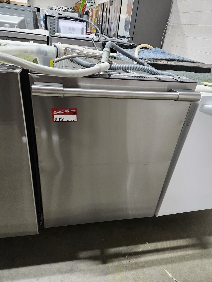 NICE KITCHENAID STAINLESS STEEL DISHWASHER! W-WARRANTY