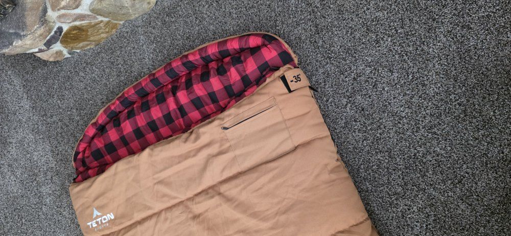 Oversized Sleeping Bag -35F degree Teton Sports  Canvas Shell / Flannel