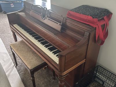 Story and Clark Piano For Sale!!