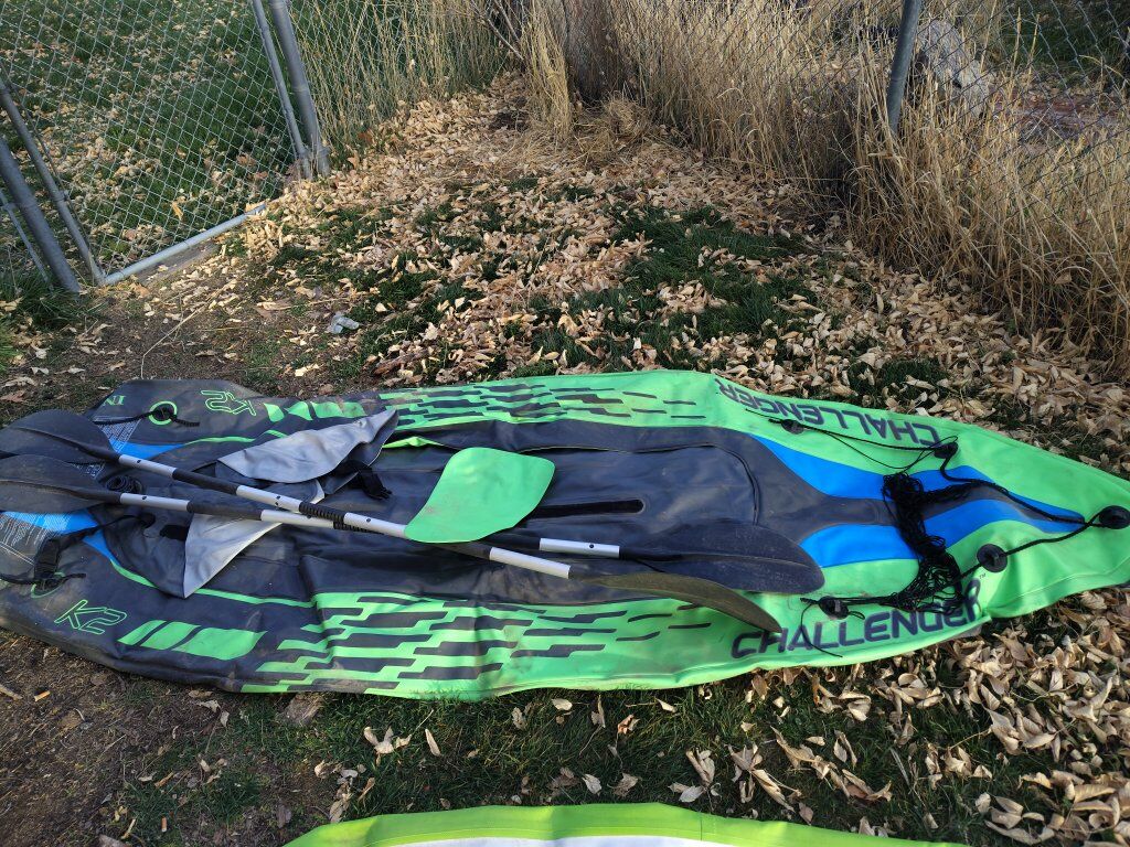 Challenger K2 2 seater bow up boat