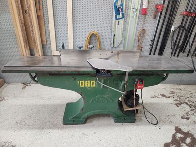 Crescent 12" Long Bed Jointer, Helical Carbide Head, 220V Single Phase