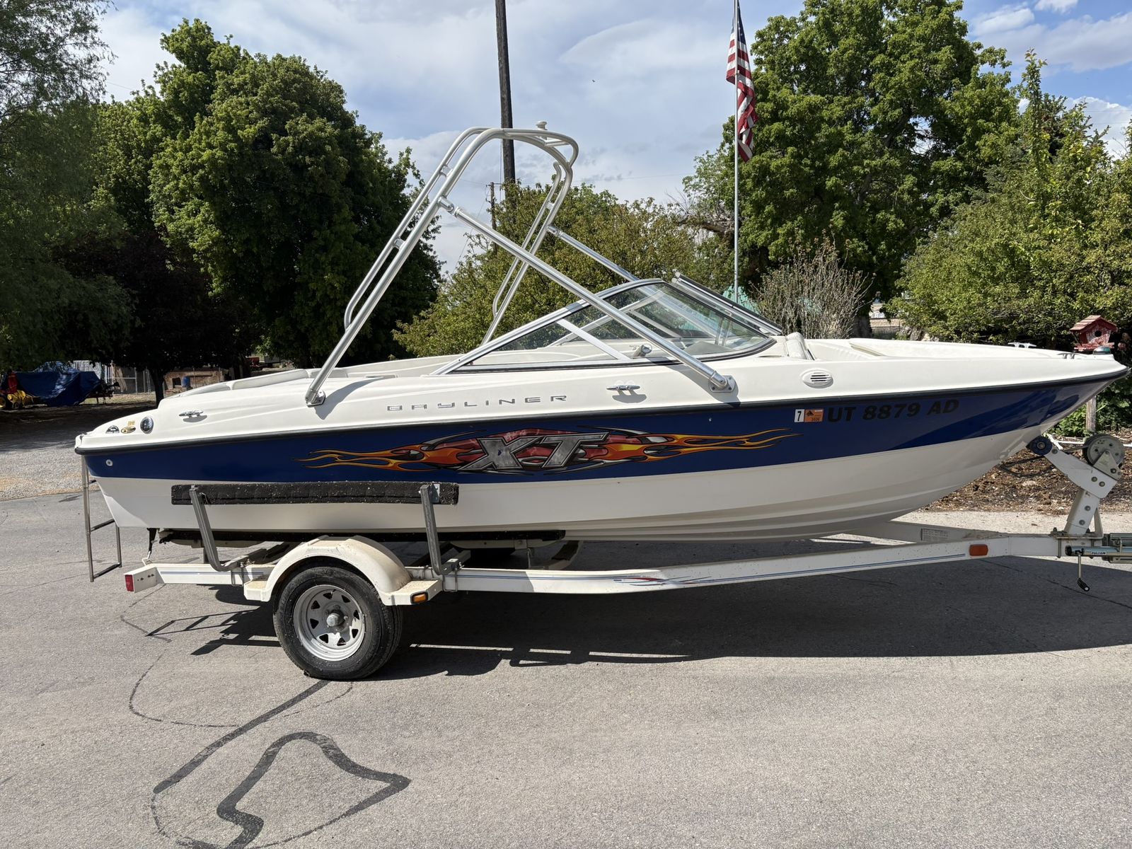 2006 Bayliner 185R Ski/Fish Boat