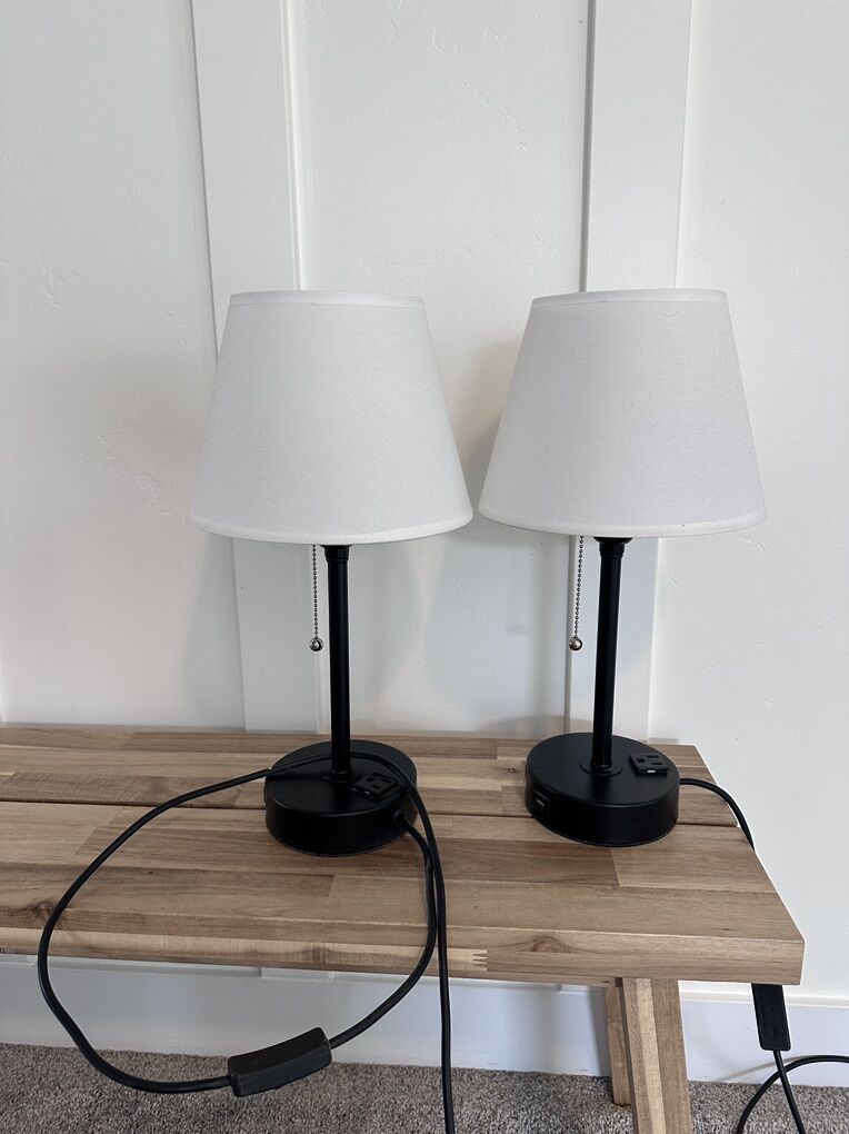 Set Of 2 Bedside Lamps