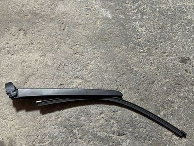 15-20 Audi Q7 Rear Windsheild Wiper