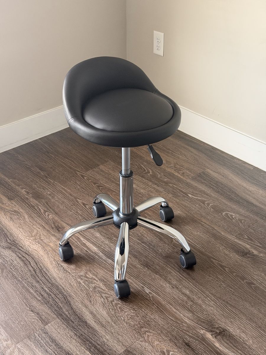 Adjustable Black PU Leather Swivel Rolling Stool with Chrome Base and Wheels