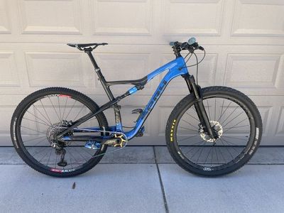 2022 Spry Centaurus Carbon (Large) -- NICA!