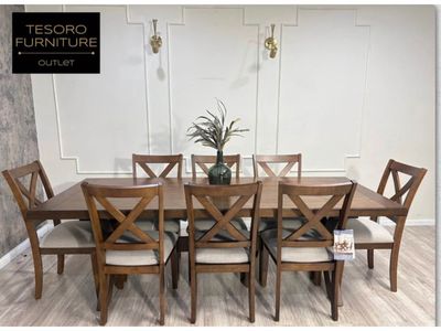 LATHAN MODERN DINING SET WE OFFER DELIVERY