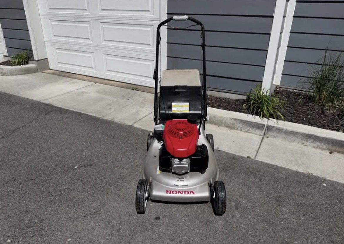 Honda Self Propelled Lawn Mower