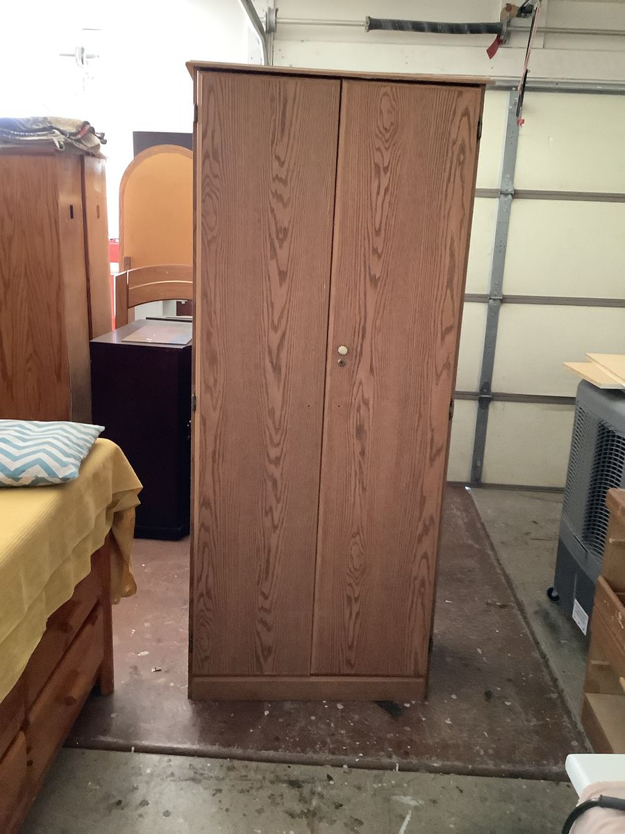 9 Shelf Storage Cabinet 