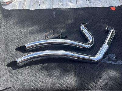 Vance & Hines PCX Big Radius 2-Into-2 Exhaust for Harley Touring 2010-2016 - Chrome