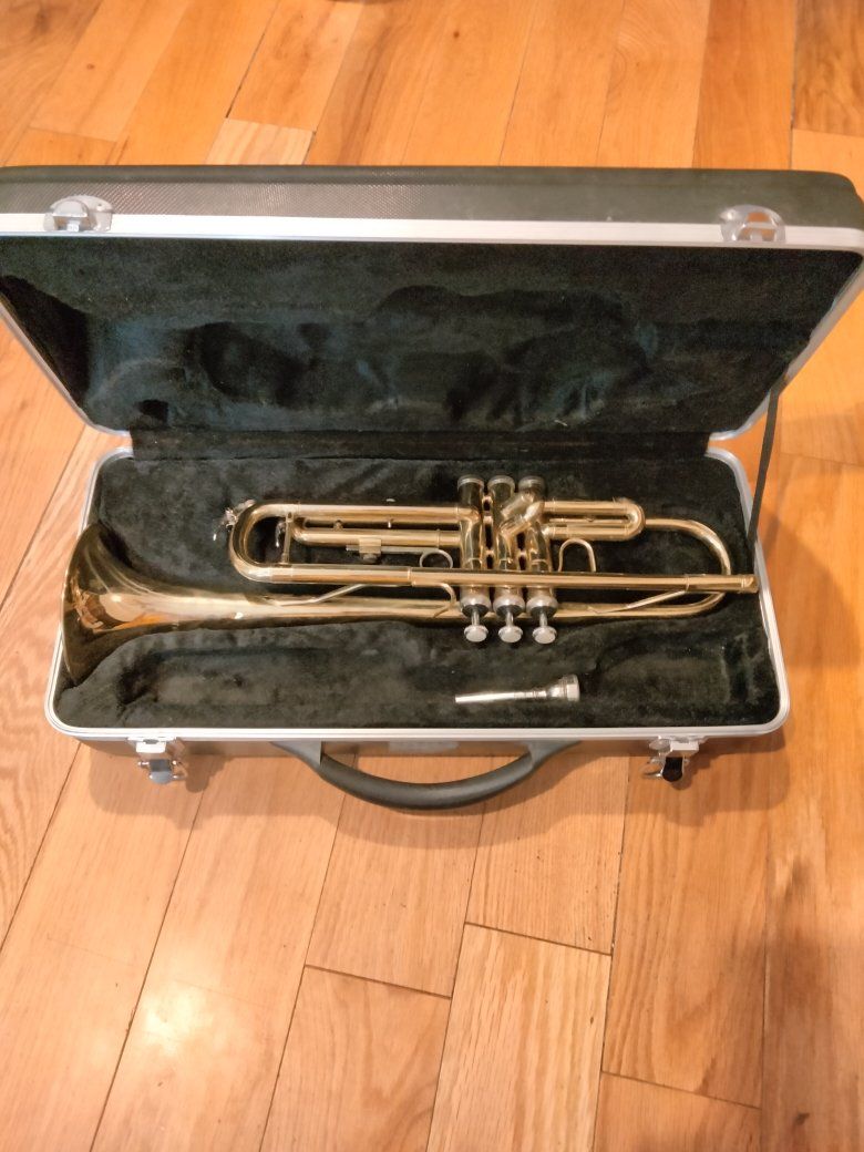 Brass Trumpet with Case and Mouthpiece - Good Condition