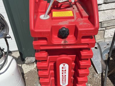 29 Gallon Tempo Gas Refueling Tank