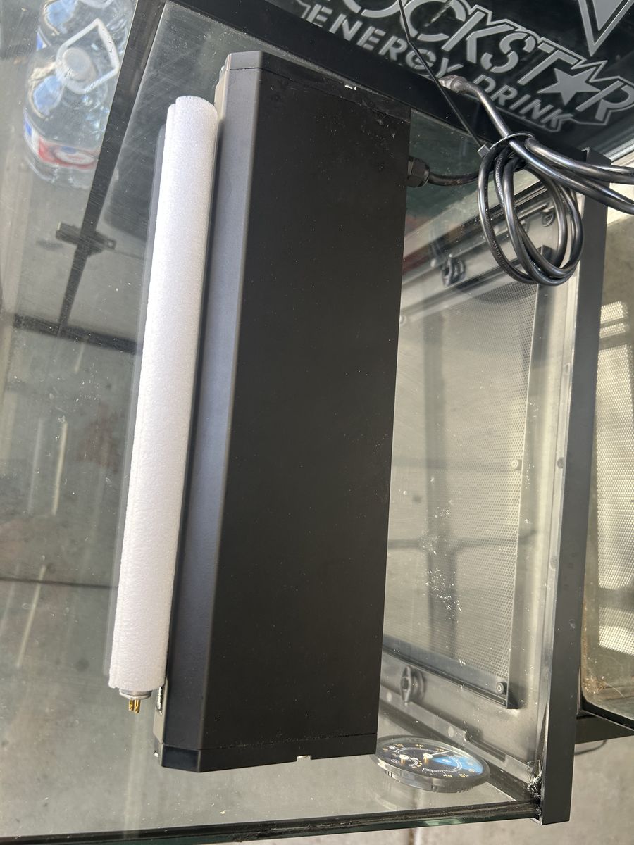 Zoomed UVB Lamp And Bulb