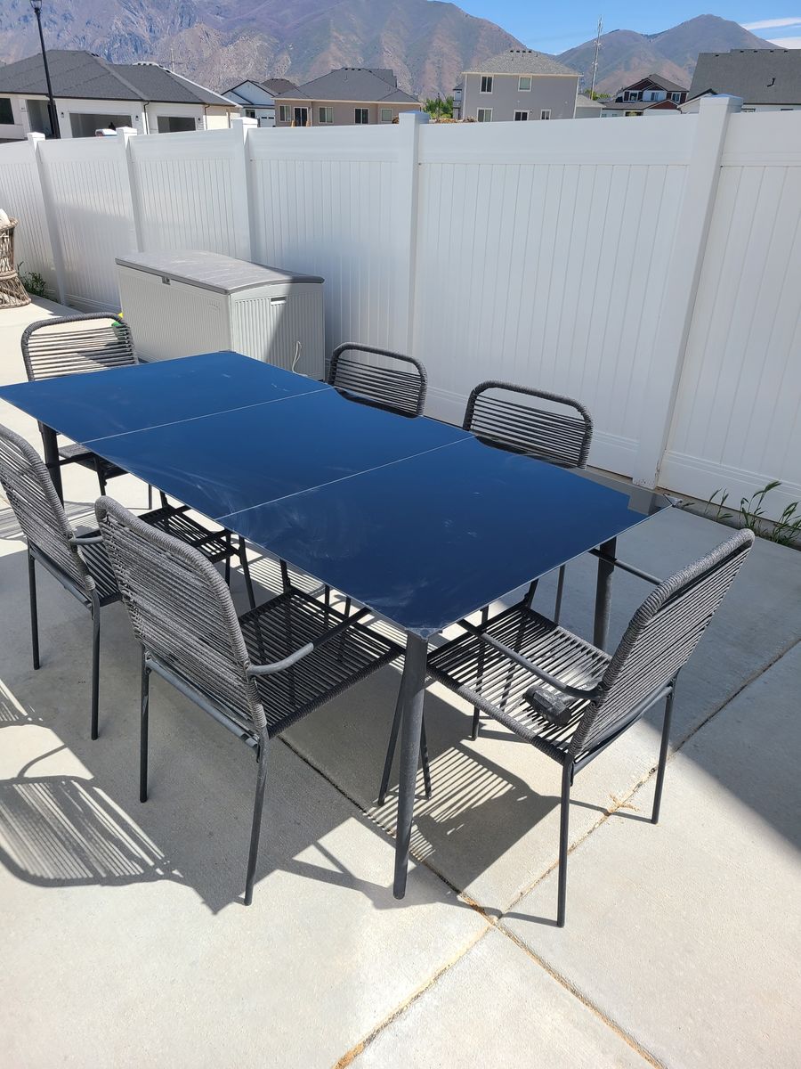 $150 GLASS OUTDOOR TABLE 8 CHAIRS