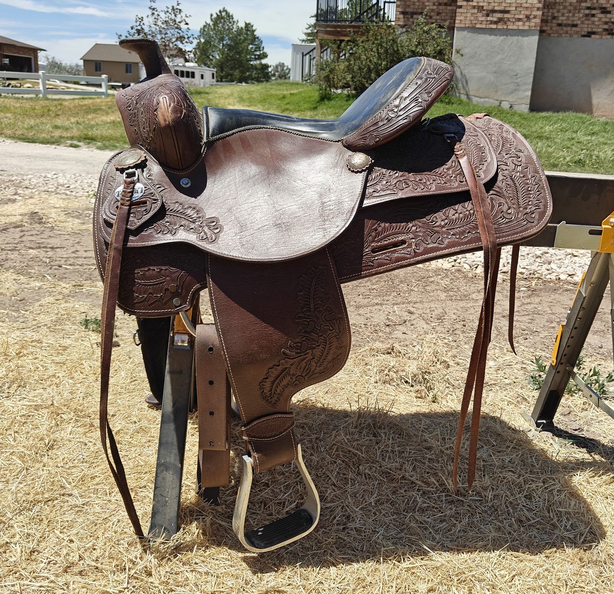15" Tough 1 by Royal King saddle