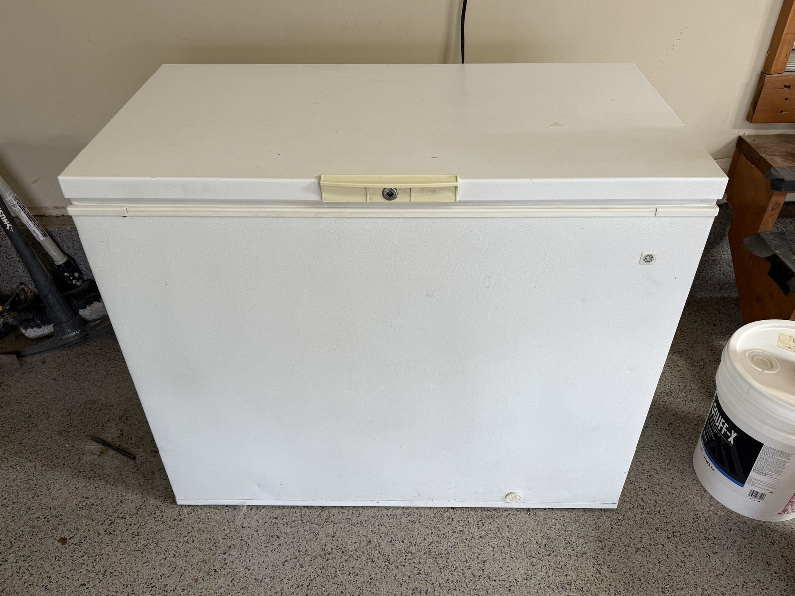 GE Upright 8.8 cu ft  Freezer