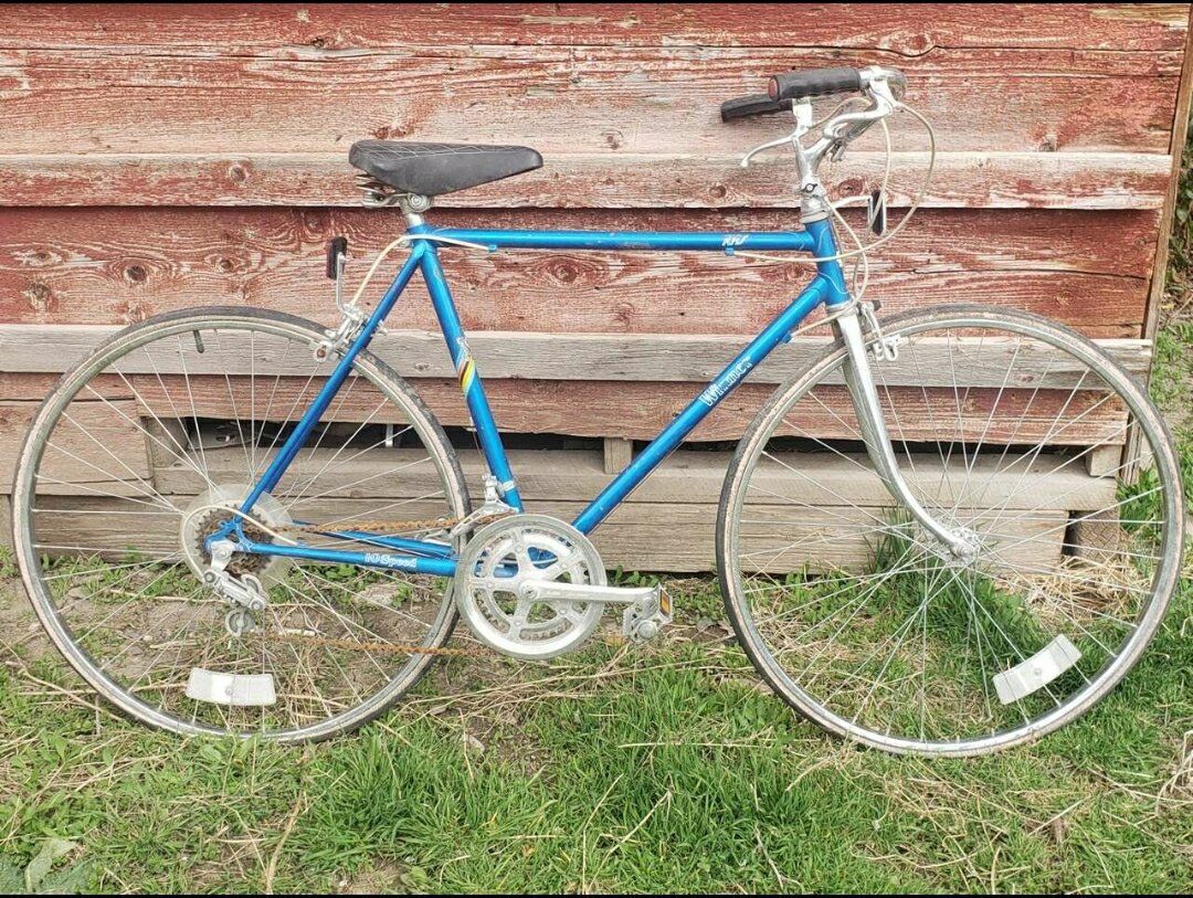 VINTAGE KHS BIKE MENS WINNER 10 SPEED LIGHT