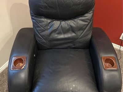 Black Leather Theater Seats