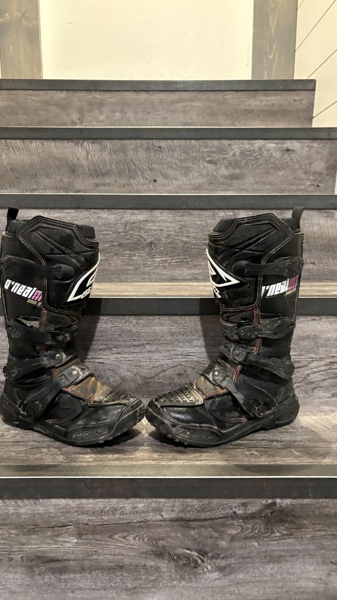Wonens Oneal Size 7 Boots