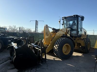 Production Wheel Loader Rental – Cat 930M - 4 plus yard bucket and forks
