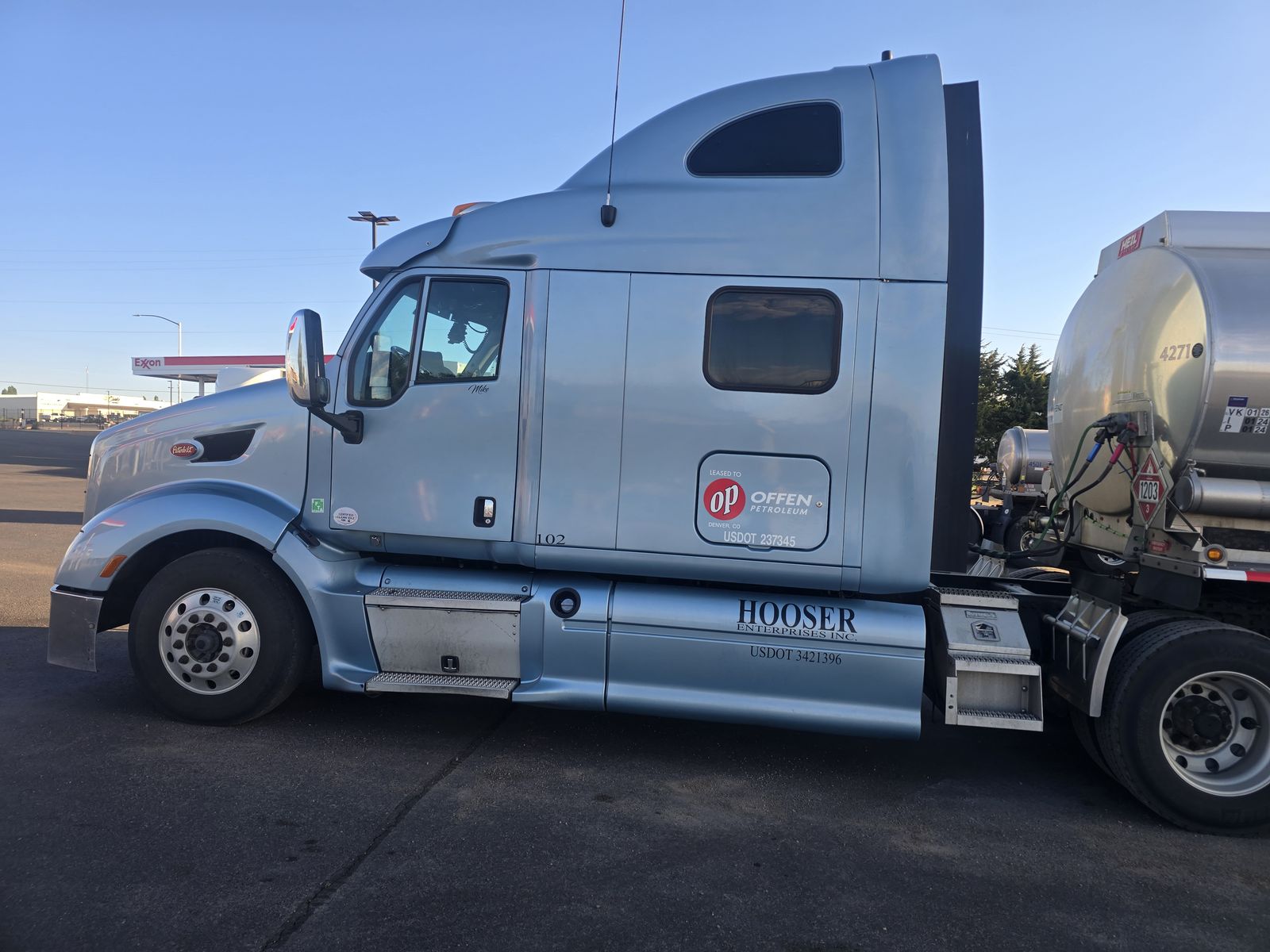 2012 peterbilt 586 sleeper truck