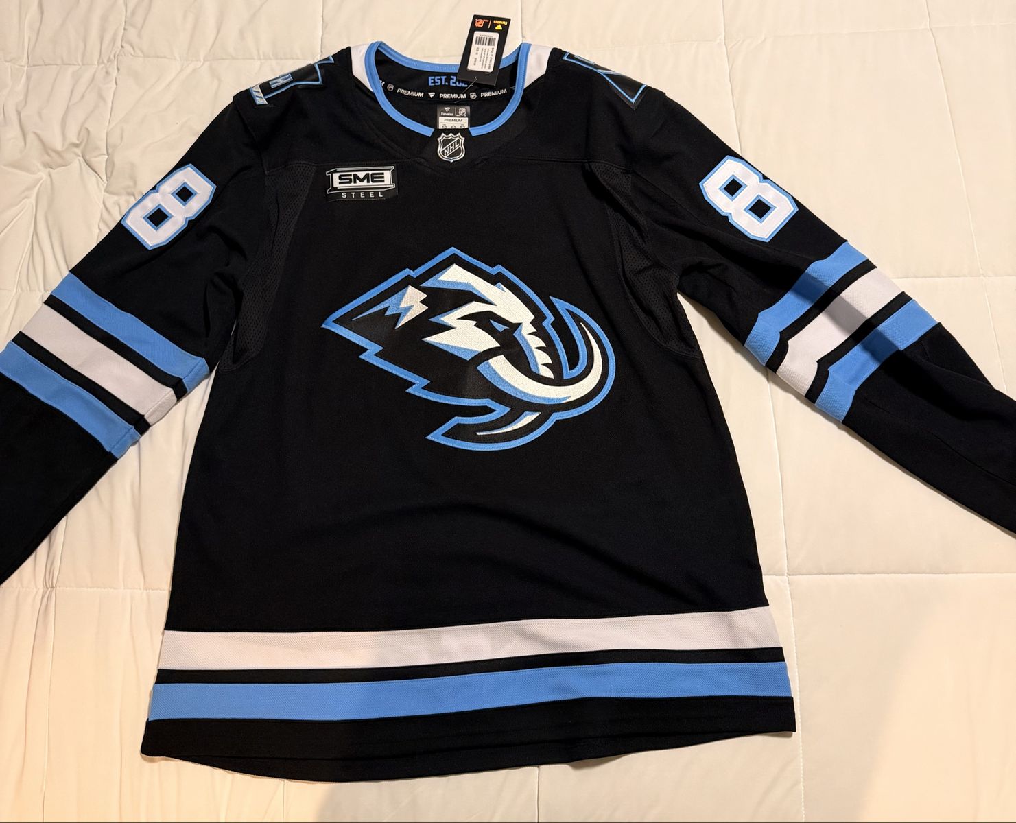 Utah Mammoth Jersey size 52 - Nate Schmidt 88 - BRAND NEW