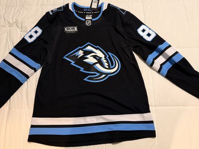 Utah Mammoth Jersey size 52 - Nate Schmidt 88 - BRAND NEW