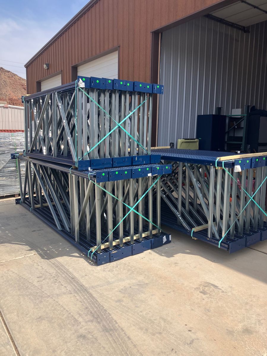 In Stock Rack St. George/Washington/Hurricane
