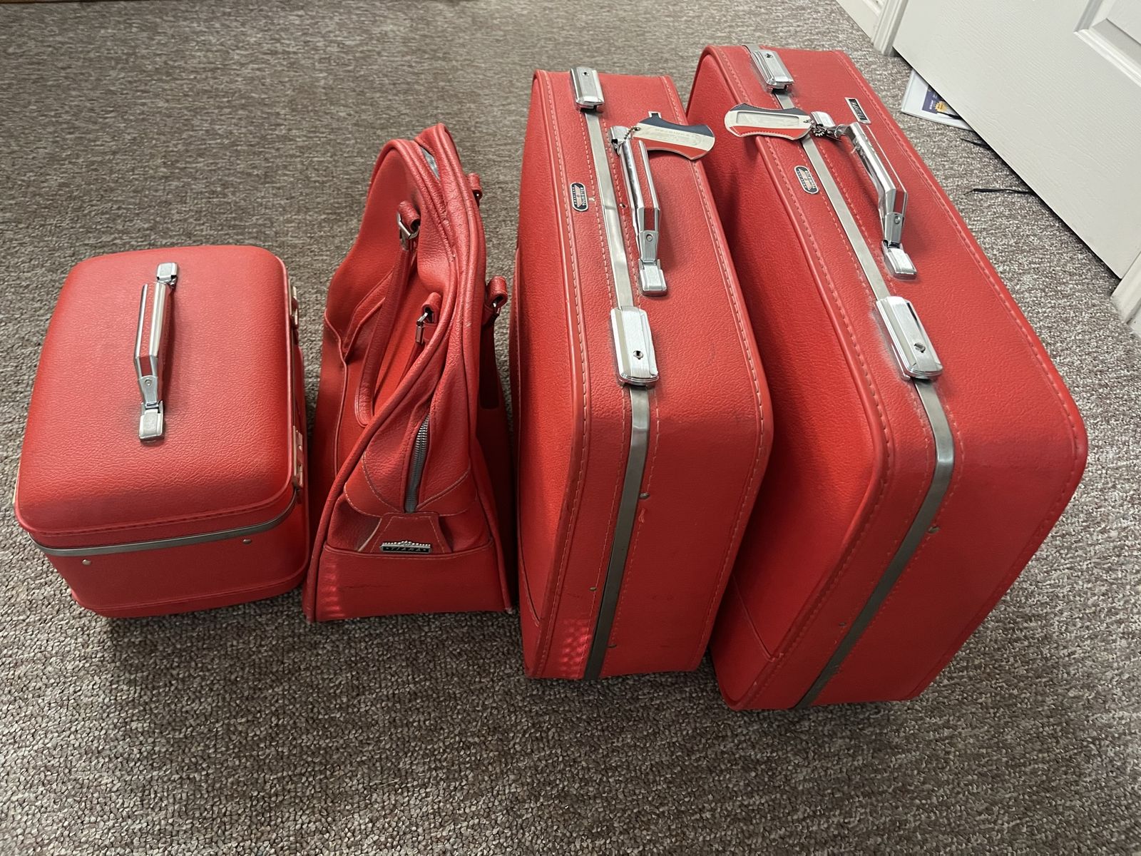 Vintage American Tourister Red 4-Piece Luggage Set