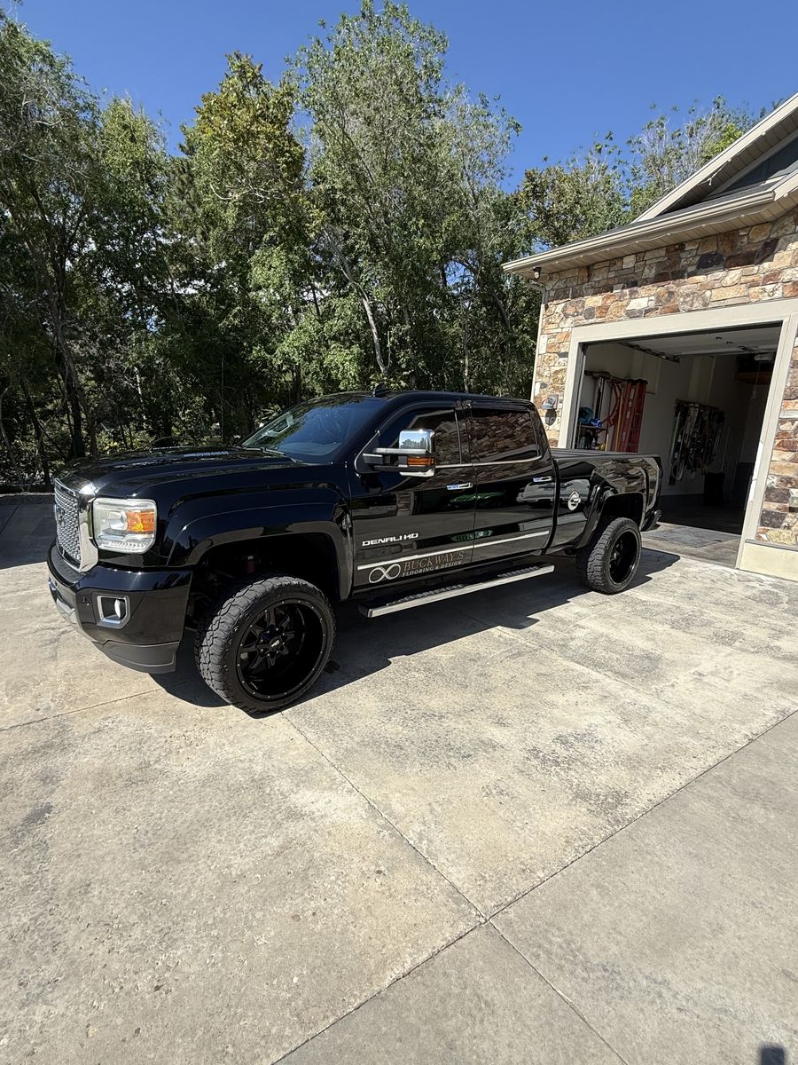 2015 GMC 2500 Denali