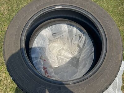 Nokian Hakkapeliitta 8 Snow Tires