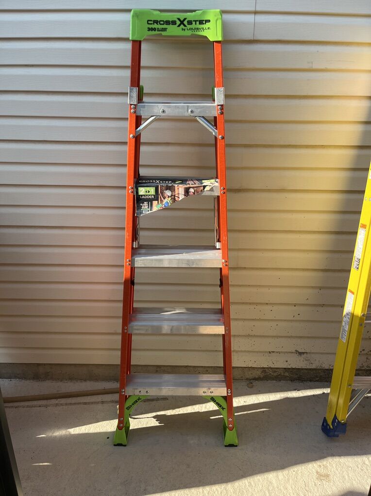 Sixfoot Fiberglass Leaning Ladder