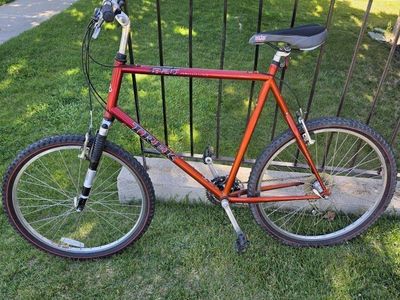 Trek 820 Mountain Track XXL Cro-Moly Main Frame Mountain Bike - Great Condition for a Tall Rider