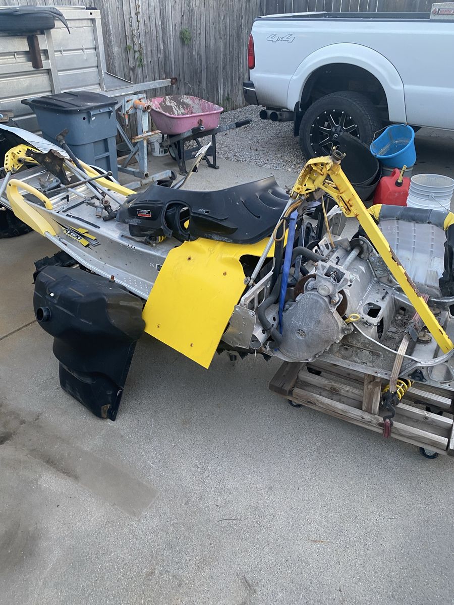 Polaris 800 RMK Snowmobile