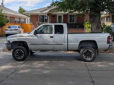 2002 Dodge Ram 2500 SLT Plus