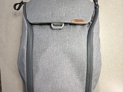 Peak Design Everyday Backpacks – 20L & 30L – Excellent Condition