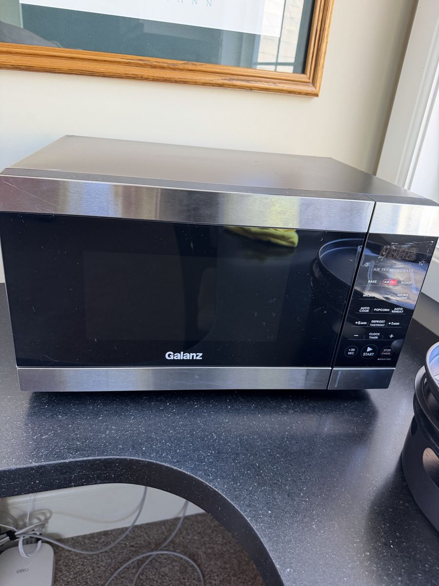 Galanz ToastWave 4-in-1 Countertop Microwave Oven with Air Fry, Convection & Toaster