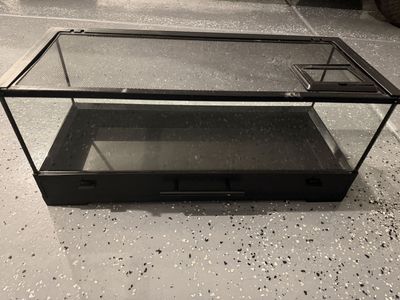 Reptile tank