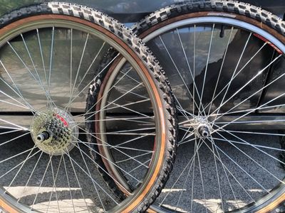 New 26x1.5 ARAYA HB-M650 Shimano Deore DX . SCOTT RX-7