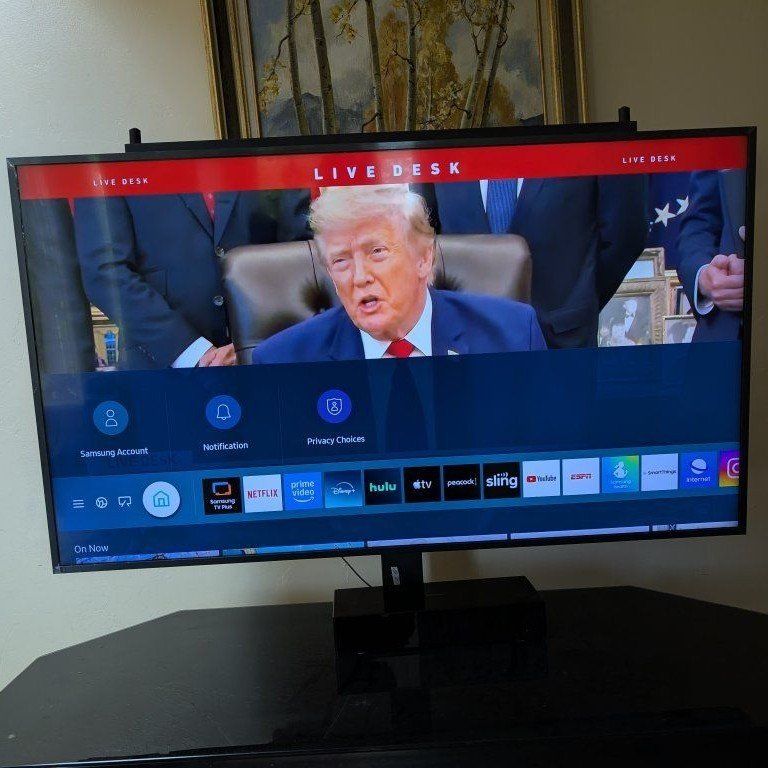Samsung 50" 4K SUHD QLED Smart TV