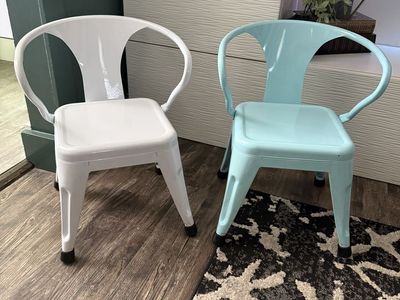 Two kids metal chairs