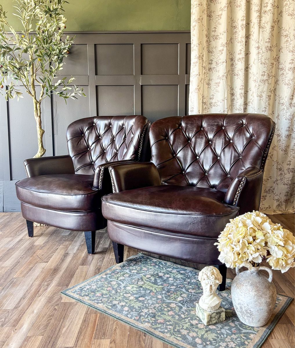 *FREE DELIVERY* Tafton Brown Leather Tufted Club Chairs