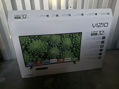 Vizio HDTV LED Smart TV 32 Inch New In Box