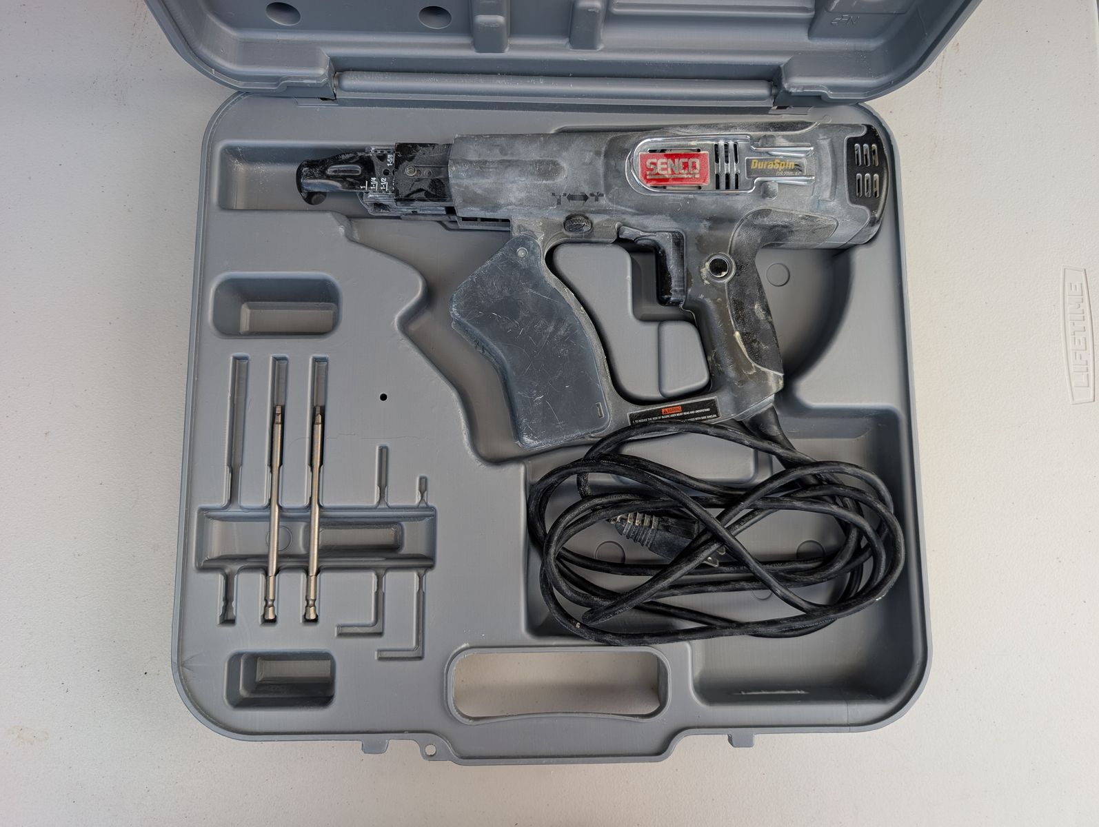 Senco Duraspin Auto-Feed Screwdriver Gun Kit - Very Gently Used