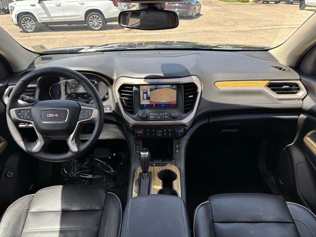Main image 36