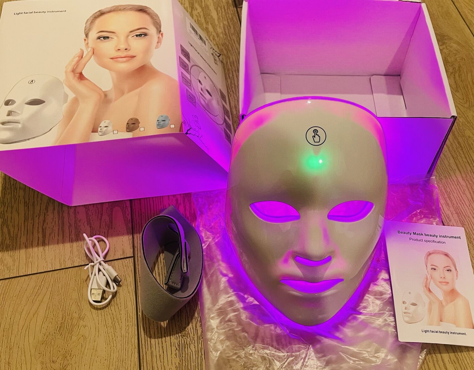 New in box 7+1 Colors LED Facial Mask